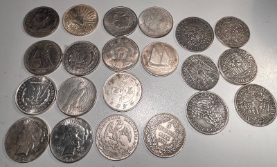 Auktion 358<br>21 seltene Münzen, alles Kopien, Fake, alle kein Silber, USA, China, Europa, Mexico [1]