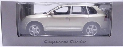 Auktion 358<br>Majesto Porsche Cayenne 1:18, Boxed [1]