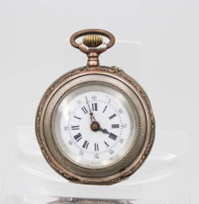 Auktion 359<br>Damentaschenuhr, 800er Silbergehäuse, um 1900, Kronenaufzug, Werk läuft, D-3,1cm [1]