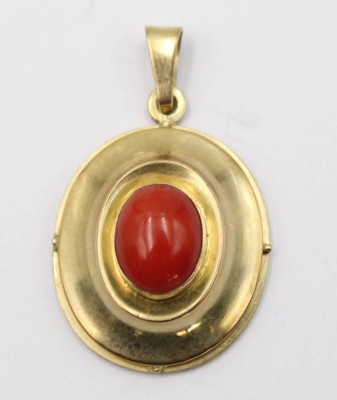 Auktion 359<br>333er GG-Anhänger mit rotem Cabochon, 2,8gr., L-3,3cm [1]