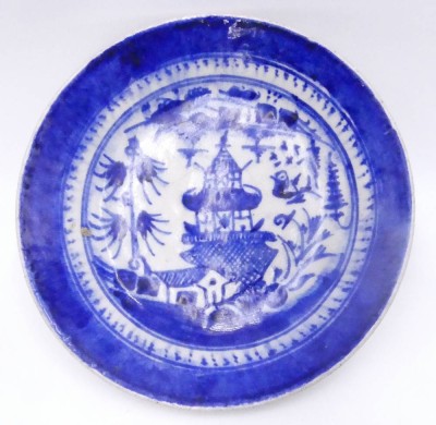 Auktion 359<br>kl. Schale mit Chinoiserien, Blaumalerei, in Boden gemarkt, wohl 18/19.Jhd,, H-5 cm, D-21 cm [1]