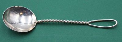 Auktion 359<br>800er Silber-Löffel, gedrehter Stiel, 28,6gr., L-15,5cm [1]