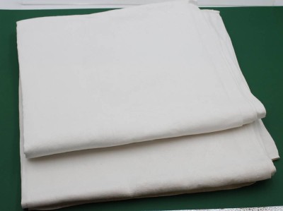 Auktion 359<br>2x Leinen-Tafeltücher, je ca. 260 x 140 cm [1]