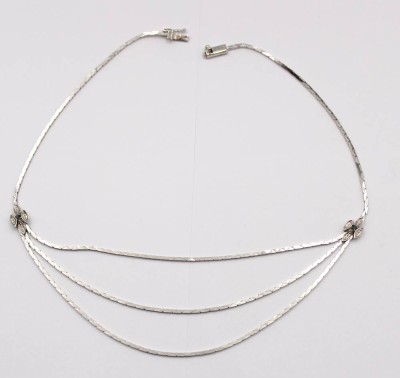 Auktion 359<br>835er Collierkette mit 2 kl. blauen Saphiren, 12,5gr., ca. L-40cm [1]