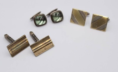 Auktion 359<br>3 div. Paare Manschettenknöpfe, Silber, 1x grüne Steine, zus. ca. 32,5gr. [1]