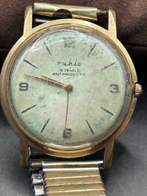 Auktion 359<br>mechan. Ruhla HAU, Double Zugband, Werk läuft, Glas zerkratzt, D-3,5cm [1]