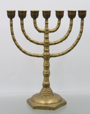 Auktion 359<br>Menora-Leuchter, Messing, H-24,5cm B-20cm [1]