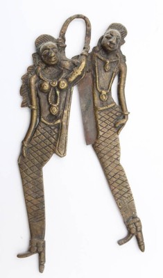 Auktion 359<br>antiker Betelschneider, Indien, Bronze, Pärchen, L-18cm [1]