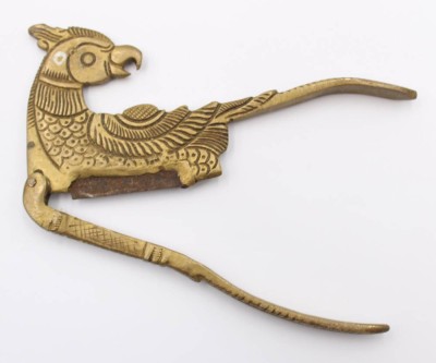 Auktion 359<br>antiker Betelschneider, Indien, Bronze, Fabelwesen, L-15cm [1]