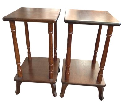 Auktion 359<br>Paar  massive  Blumenhocker, Holz, H-60 cm, Platte 32x32 cm, Ende 20.Jhd. [1]