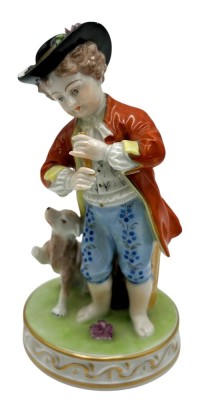 Auktion 359<br>kl. flötenspielender Kavalier mit Hund, mehrfach beschädigt, H-13 cm 