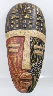 Auktion <br>Wandmaske, Afrika, teilw. mit Stoffbezogen, ca. 49 x 22,5cm [1]