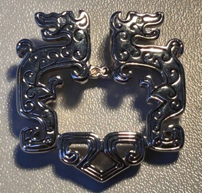Auktion 359<br>Pierre Lang Anhänger/Flyer, Drachen, 3x3 cm [1]