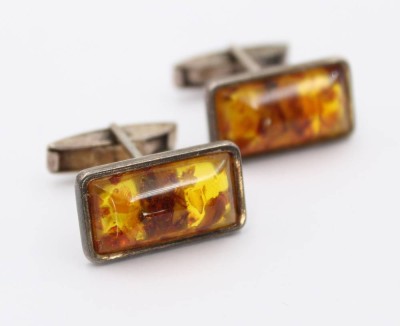 Auktion 359<br>Paar Manschettenknöpfe, Fischland, 835er Silber, 12,3gr., B-2,2cm [1]