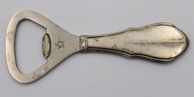 Auktion 359<br>Flaschenöffner, Silbergriff, Dänemark, L-9,2cm [1]