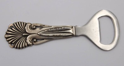 Auktion 359<br>Flaschenöffner, Silbergriff, Dänemark 1944, L-10,6cm [1]