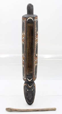 Auktion <br>Trommel, Papua, teilw. bemalt, älter, 50 x 7cm [1]