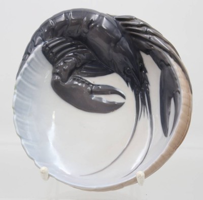 Auktion 359<br>Hummerschale, Royal Copenhagen, Dänemark, Entw. Jørgen Balslov, Modellnr. 3498, ca. D-18cm [1]