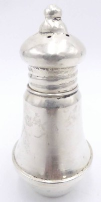 Auktion 359<br>einzelner Salzstreuer, Silber-925-, Glaskorpus, Gebrauchsspuren, H-8,5 cm [1]
