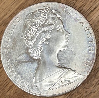 Auktion 359<br>25 Dollar, Bermuda, Silver Jubilee Elizabeth II 1977, D-5 cm, 55 gr [1]