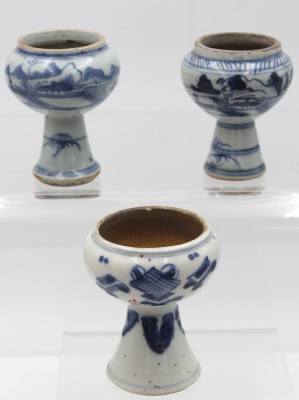 Auktion 359<br>3x antike Fussbecher, China, Blaumalerei, ca. H-10cm [1]