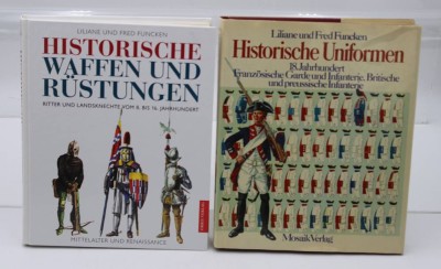 Auktion 359<br>2x Fachliteratur, Uniformen, Rüstungen und Waffen [1]