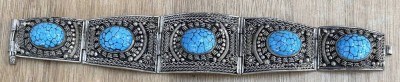 Auktion 359<br>versilb. Armband mit grossen Türkis-Cabouchons, L-19 cm [1]