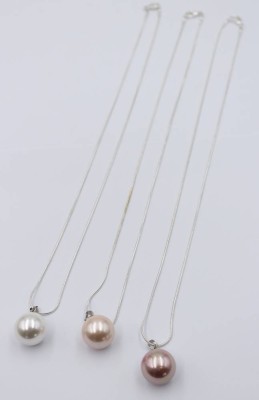 Auktion 359<br>3x versilberte Ketten mit Muschelkern-Perlen, ca. L-47cm [1]