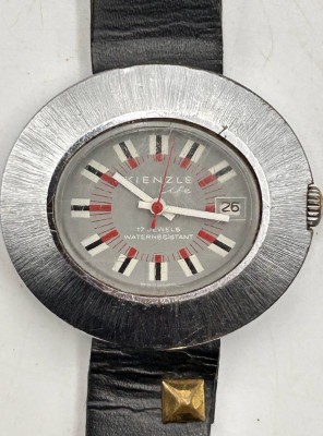 Auktion 359<br>KIENZLE LIFE 17 JEWELS - DESIGN HERRENUHR 1972, verso Gtavur 