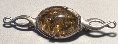 Auktion 359<br>Silber-925- Nadel mit Bernstein, 4,5 cm, 3,4 gr. [1]