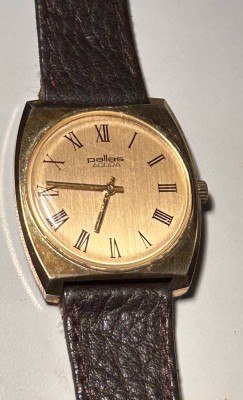 Auktion 359<br>mechan Armbanduhr 