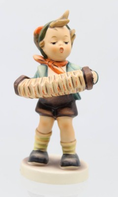 Auktion 359<br>Hummelfigur, Bandoneonspieler, Goebel, ca. H-13cm [1]