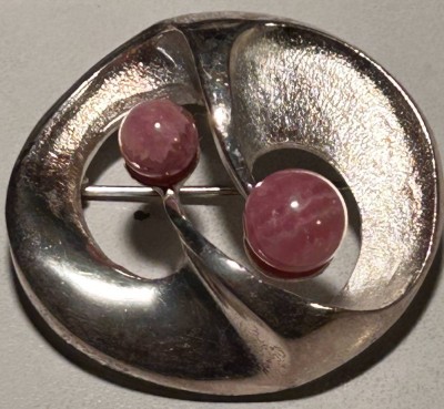 Auktion 359<br>schwere Silber-835- Brosche mit Rosenquartz, ca.4x3,6 cm, 22,7 gr [1]