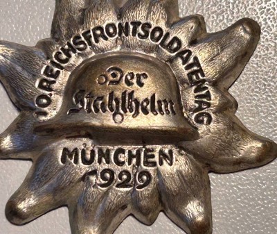 Auktion 359<br>Abzeichen 