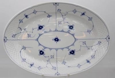 Auktion 359<br>ovale Platte, Bing u. Gröndahl, ca. 40 x 29cm [1]