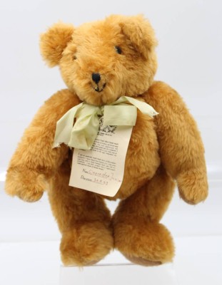 Auktion 359<br>englischer Teddy-Bär, gute Erhaltung, ca. H-35cm [1]
