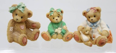 Auktion 359<br>3x div. Cherished-Teddys, England, Kunstmasse, ca. H-7,5cm [1]