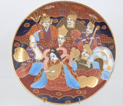 Auktion 359<br>gr. Satsuma-Teller, ungemarkt, Musiker, D-31cm [1]