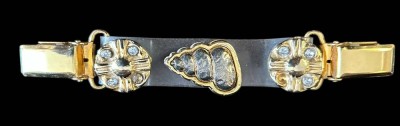 Auktion 359<br>Blusen-Tuch- oder Westenschmuck??, Double, 1 kl. Stein fehlt, L-14,5 cm, 43 gr. [1]