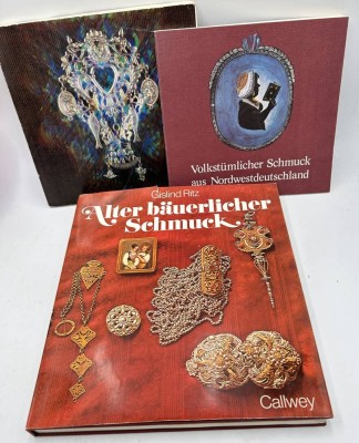 Auktion 359<br>3x Bücher über volkstümlichen Schmuck, 2x PP [1]