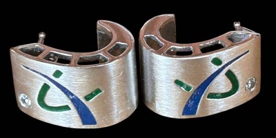 Auktion 360<br>Paar Halbcreolen, Silber-925-, tw. emailliert und klarer Stein, 9,3 gr. [1]