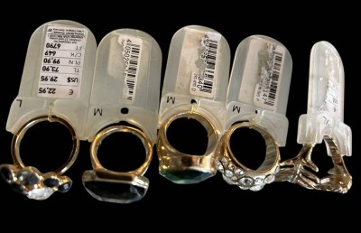 Auktion 360<br>5x grosse Schmuckringe, Neuware aus Juweliersauflösung, mit Orig. Restetiketten [1]