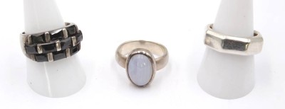 Auktion 360<br>3x div. 925er Silber-Ringe, 2x mit Steinbesatz, zus. ca. 25,6gr., RG 60/61 [1]