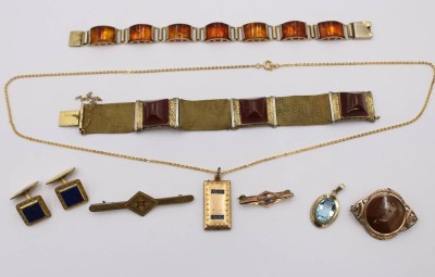 Auktion 360<br>Konvolut teilw. antiker Schmuck, meist Doublé, Alters-u. Tragespuren sowie einige defekte [1]