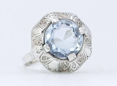 Auktion 360<br>Ring mit einem blauen Stein, Silber, RG 56, 4,2 g [1]