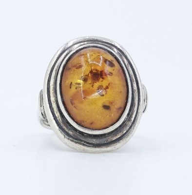 Auktion 360<br>Ring mit Bernstein, 925er Silber, RG 54, 8,2 g [1]