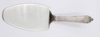 Auktion 360<br>kl. Heber, Georg Jensen, Pyramide, Sterling-Griff, L-15,5cm [1]