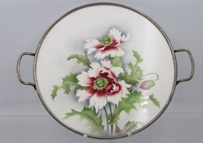 Auktion 360<br>Tortenplatte um 1920, florales Dekor, Metallrand, ca. D-32cm [1]
