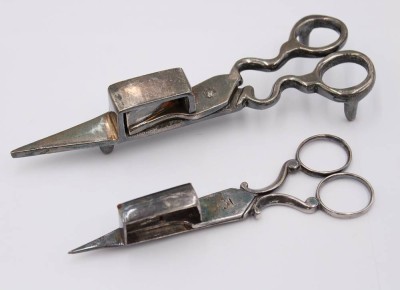 Auktion 360<br>2x div. Dochtscheren, versilbert, L-16cm u. 13cm [1]