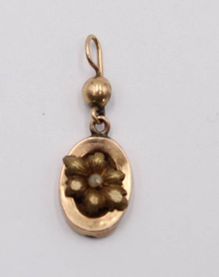 Auktion 360<br>antiker Anhänger,. 19. Jhd., Gold um 14 ct (geprüft), 0,76gr., L-2,8cm [1]